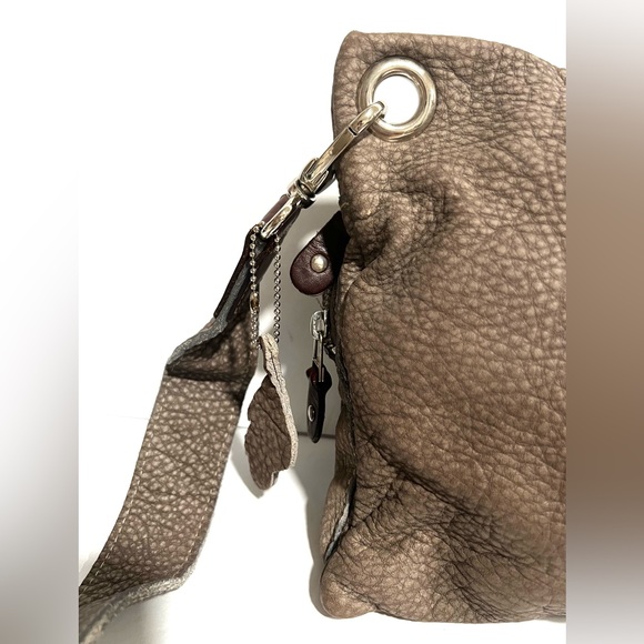 Roots Village Tribe Pebbled Leather Gray Taupe Crossbody Bag Canada 🇨🇦 - Picture 6 of 12